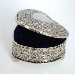 Genoa Heart Jewelry Box